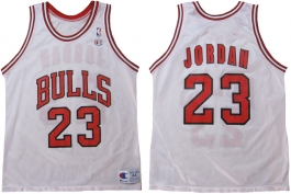 Michael Jordan Chicago Bulls White 23